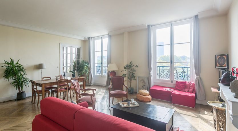 Photo of Island Iconica