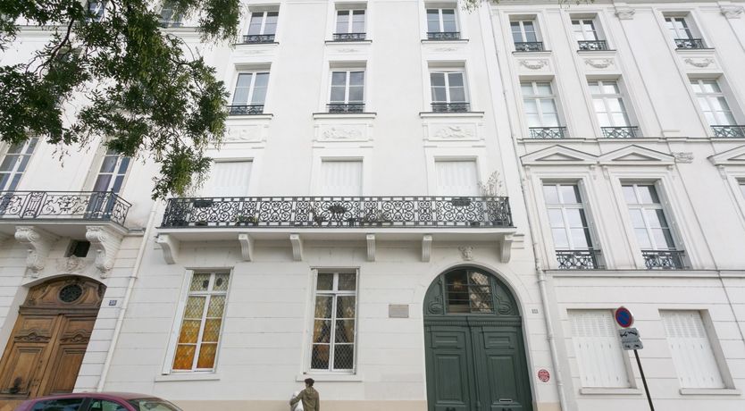 Photo of Island Iconica