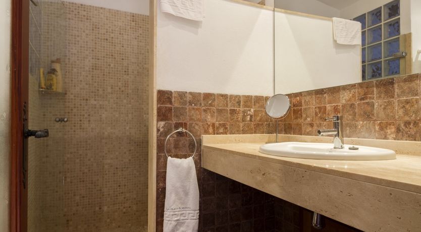 Photo of A Little Time To Finca