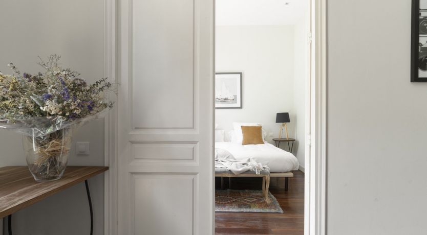 Photo of House of Arches