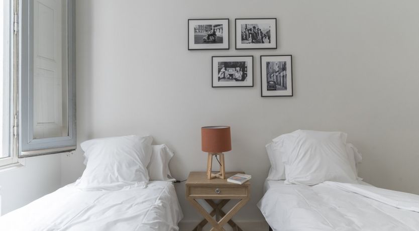 Photo of House of Arches