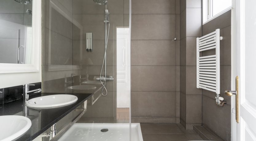 Photo of House of Arches