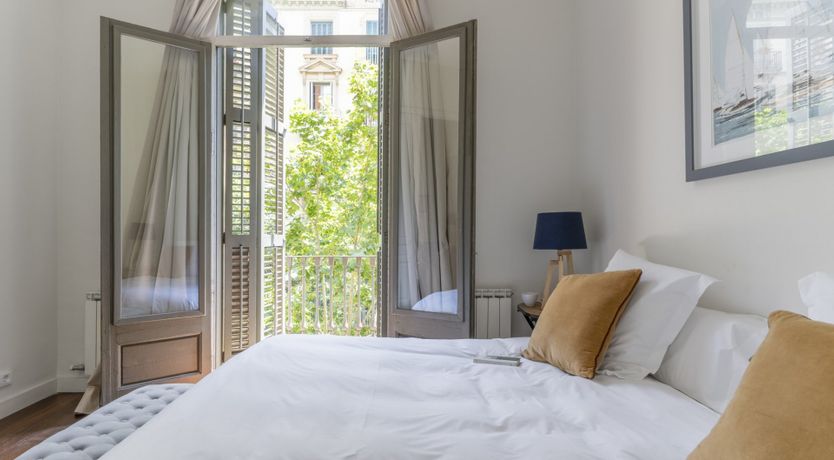 Photo of House of Arches