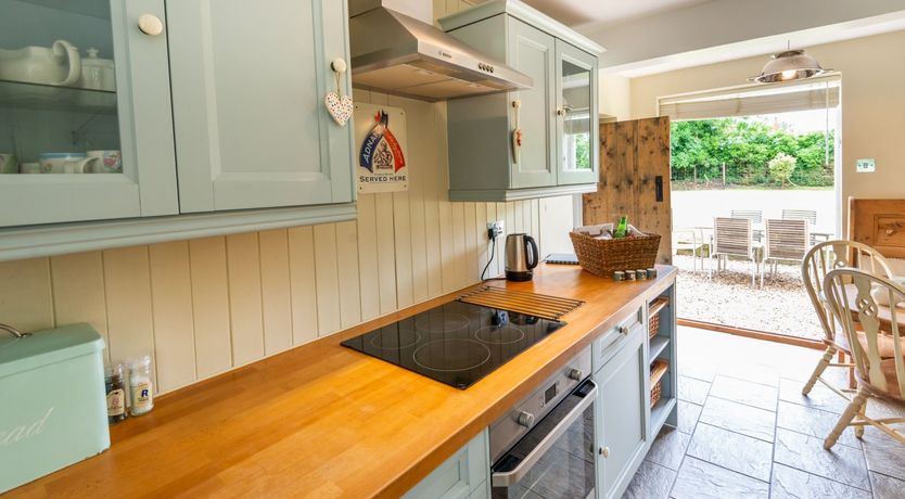 Photo of The Thatcher's Cottage