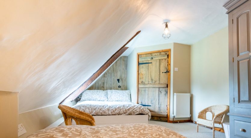 Photo of The Thatcher's Cottage