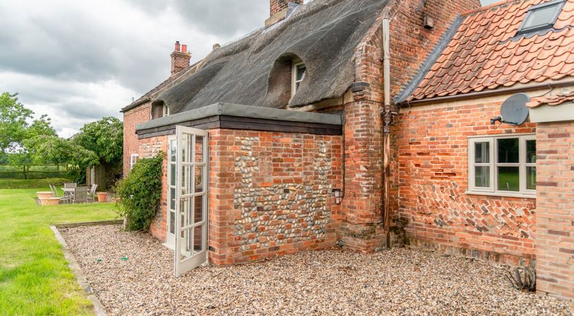 Photo of The Thatcher's Cottage