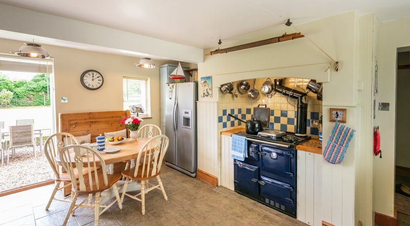 Photo of The Thatcher's Cottage