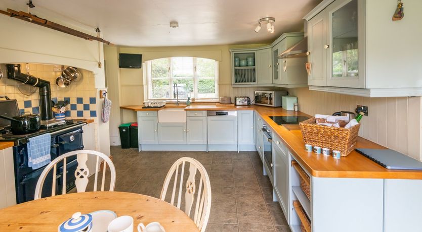 Photo of The Thatcher's Cottage