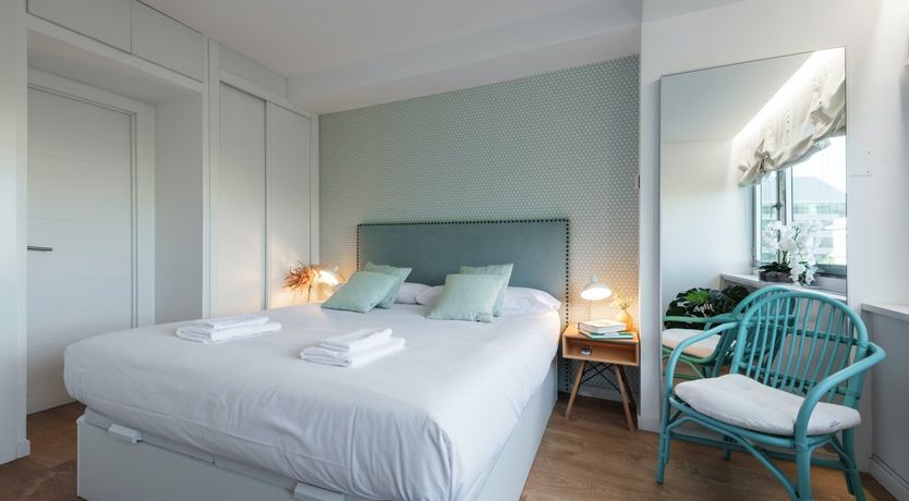 Photo of La Mariposa