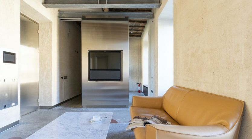 Photo of Mirror Autumn