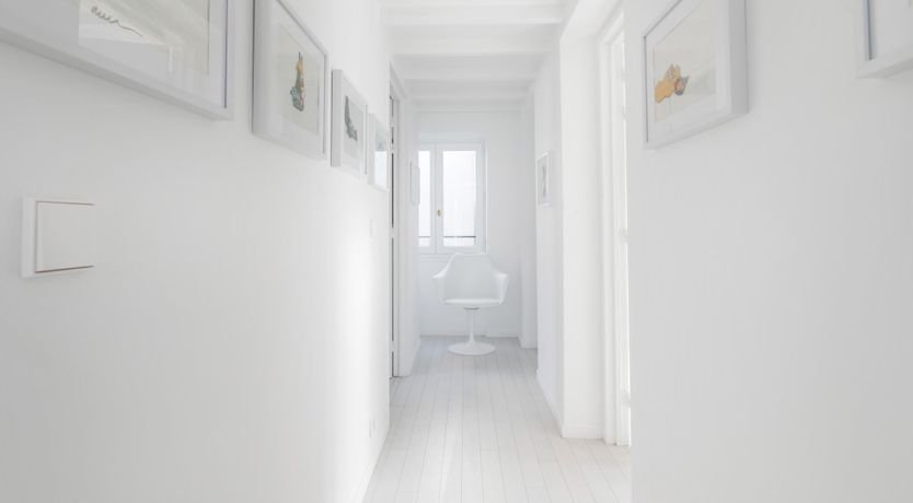 Photo of White Lightning