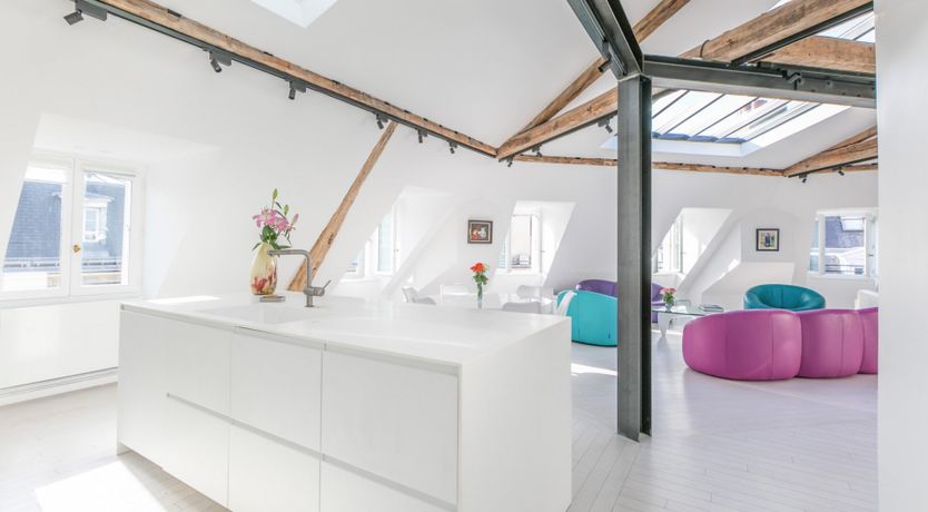 Photo of White Lightning