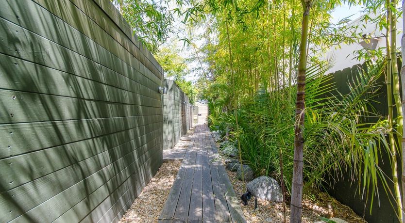 Photo of Modernist Calm