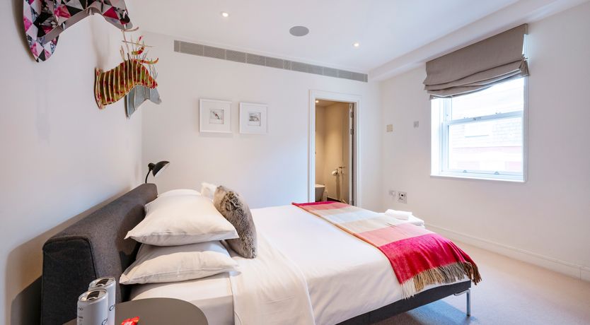 Photo of The Smart Set