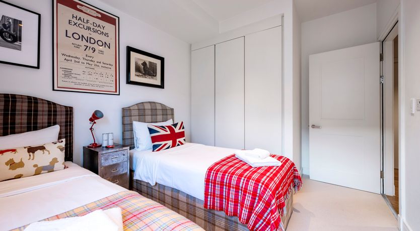 Photo of The Smart Set