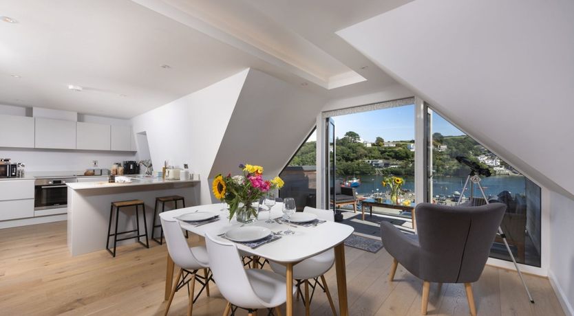 Photo of Local Glamour