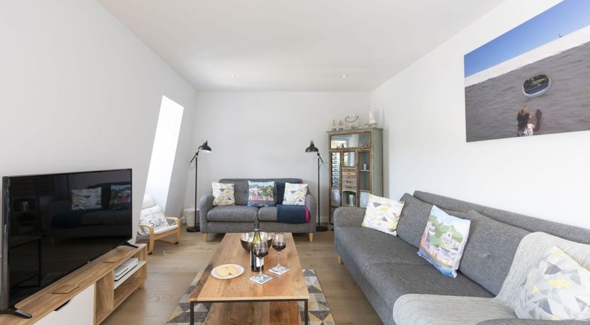 Photo of Local Glamour