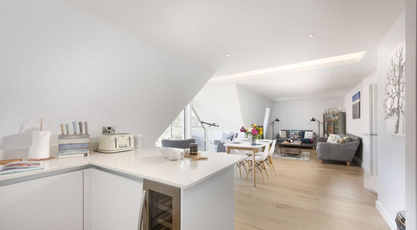 Photo of Local Glamour