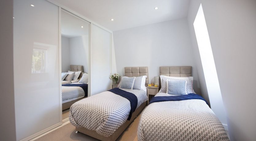 Photo of Local Glamour