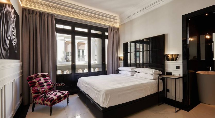 Photo of Balustrades and Balconies