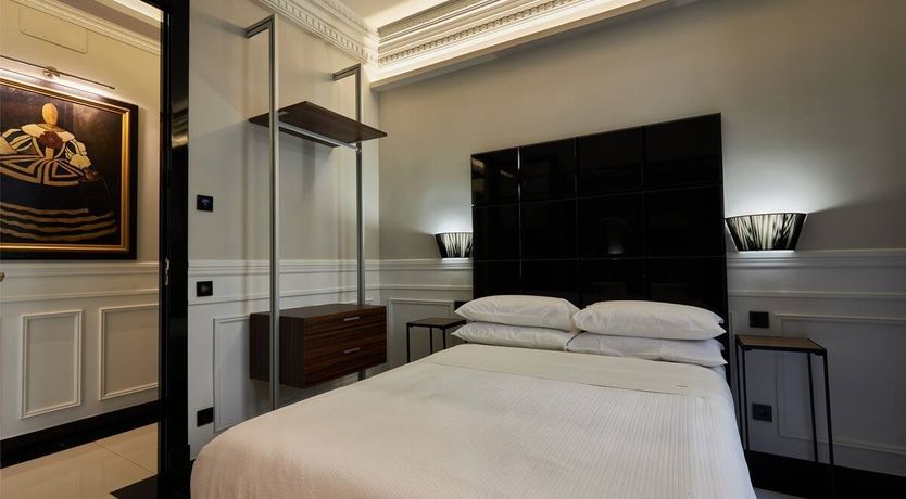 Photo of Balustrades and Balconies