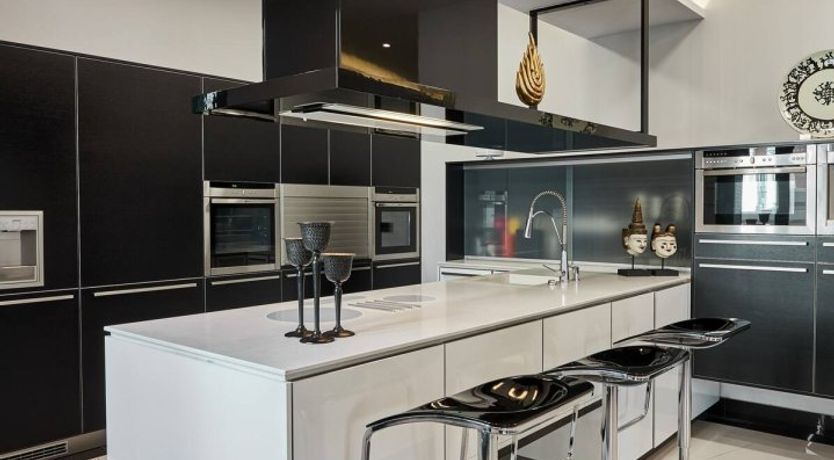 Photo of Balustrades and Balconies