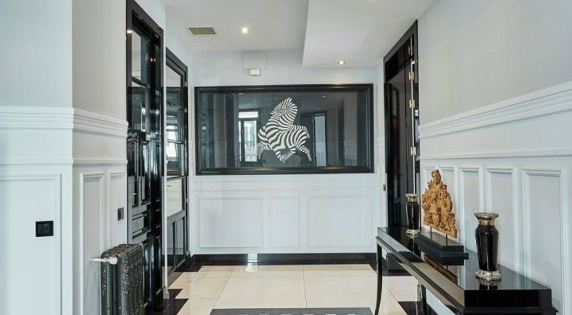 Photo of Balustrades and Balconies