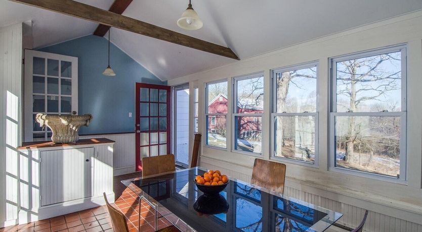 Photo of Doric Detail