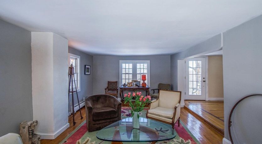 Photo of Doric Detail