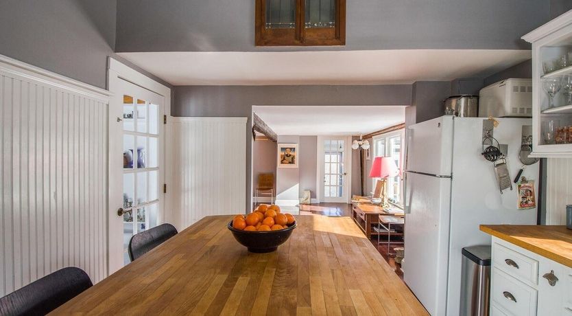 Photo of Doric Detail