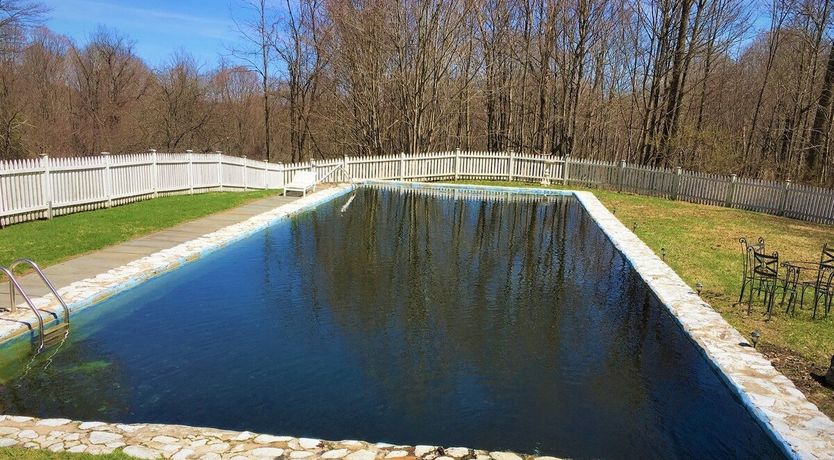 Photo of Doric Detail