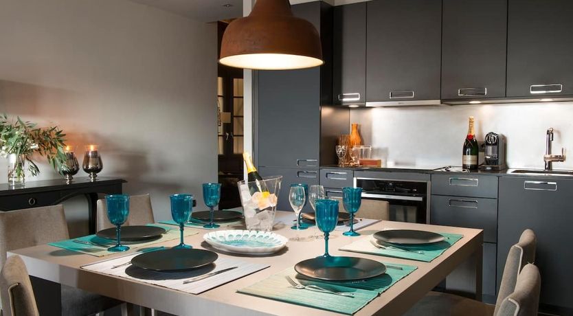 Photo of Gaudi's Telescope