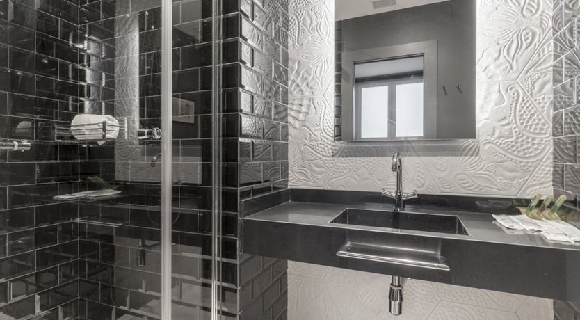 Photo of Gaudi's Telescope