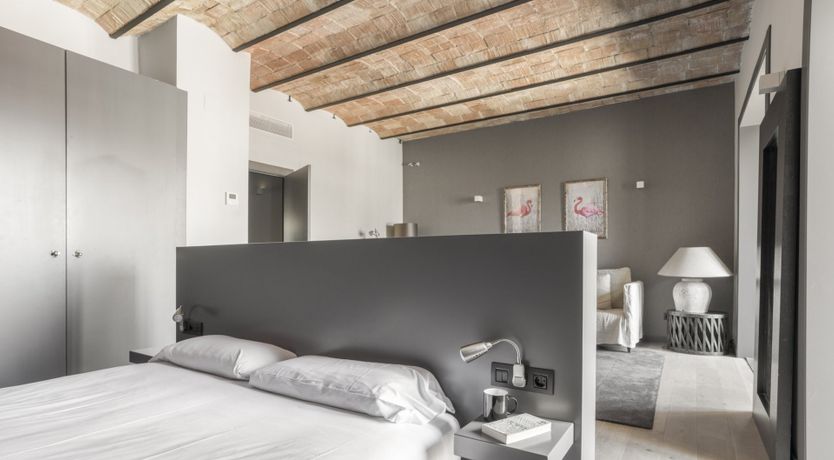 Photo of Gaudi's Telescope