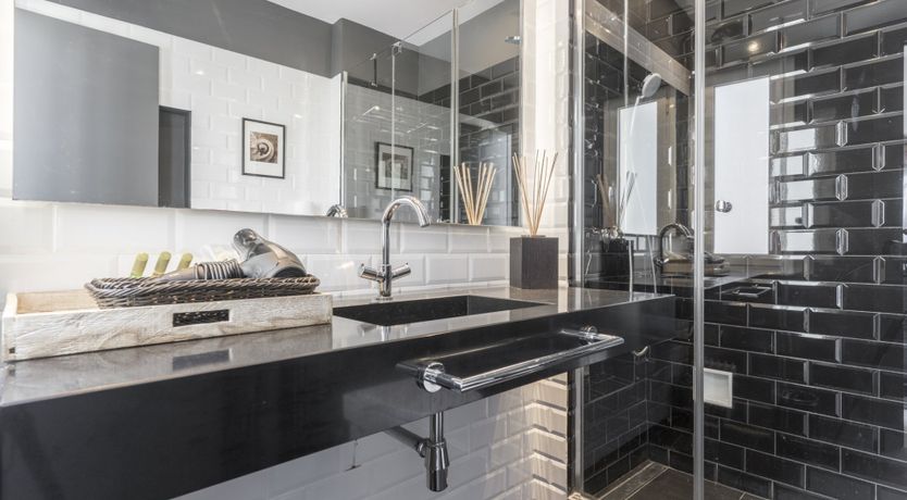 Photo of Gaudi's Telescope