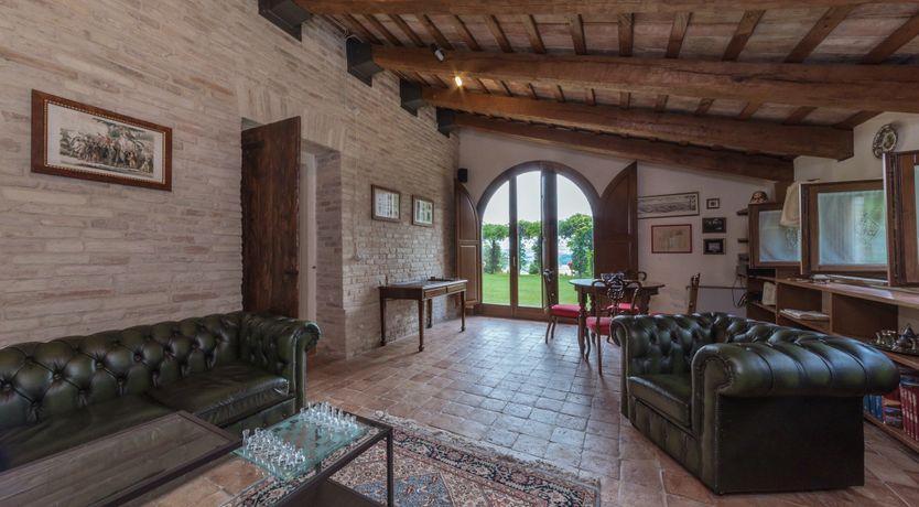 Photo of Fashion Country