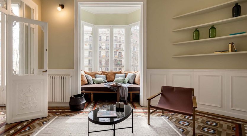 Photo of Spanish Swoon