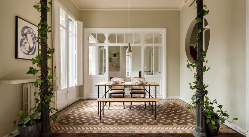 Photo of Spanish Swoon