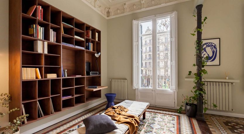 Photo of Spanish Swoon