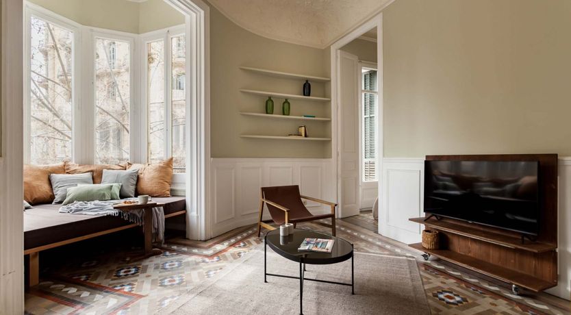 Photo of Spanish Swoon