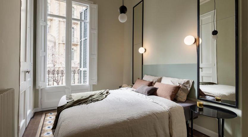 Photo of Spanish Swoon