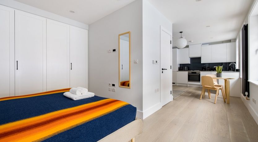 Photo of Hit The Lights