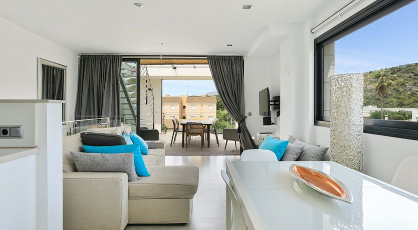 Photo of Port of View