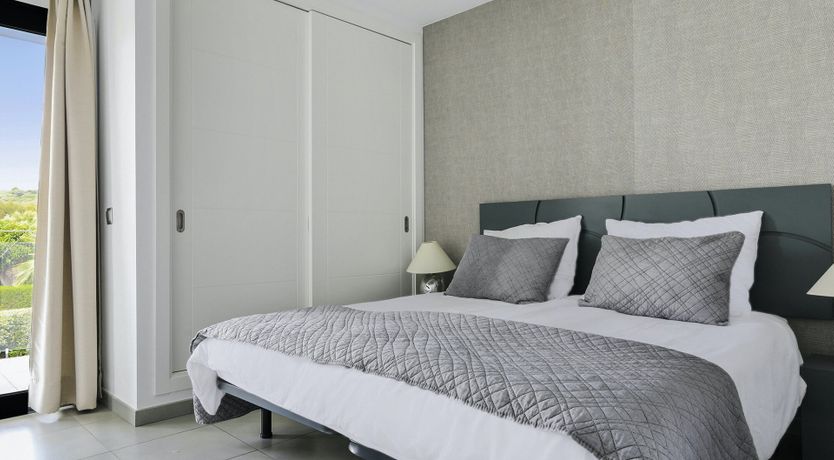 Photo of Port of View