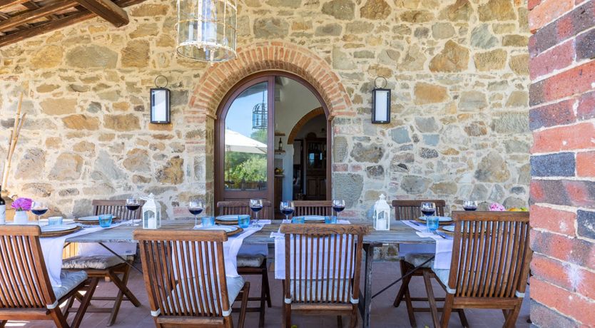 Photo of Chianti Kisses