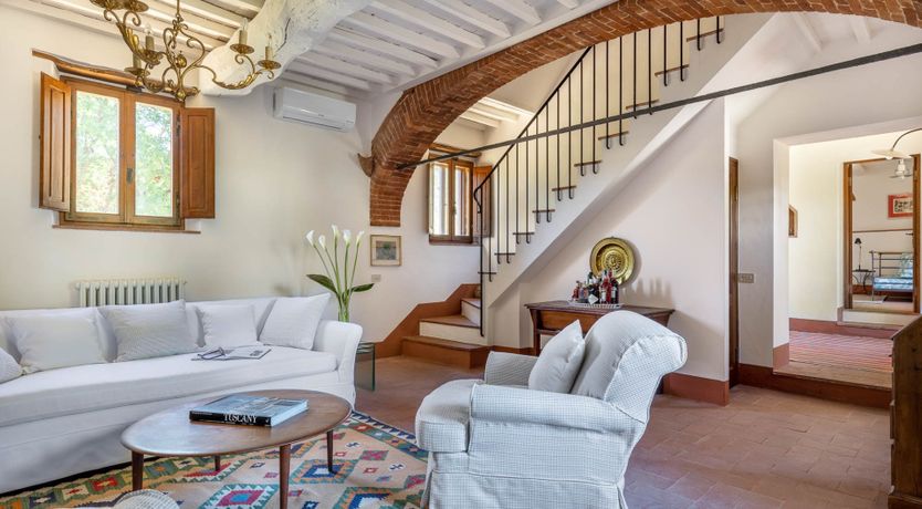 Photo of Chianti Kisses