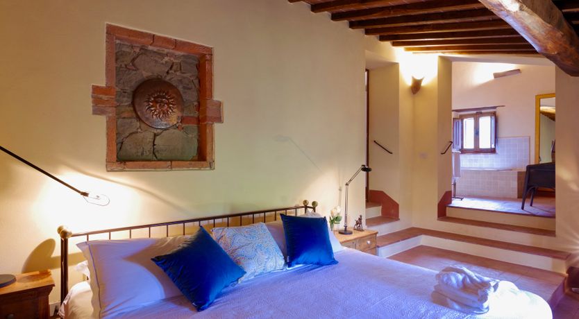 Photo of Chianti Kisses