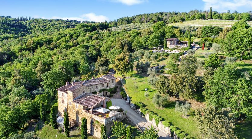 Photo of Chianti Kisses