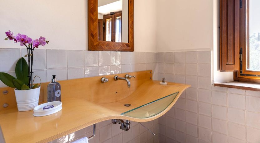 Photo of Chianti Kisses