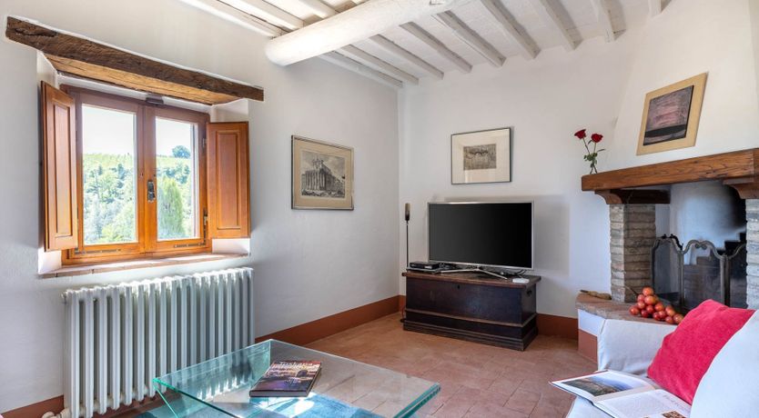 Photo of Chianti Kisses